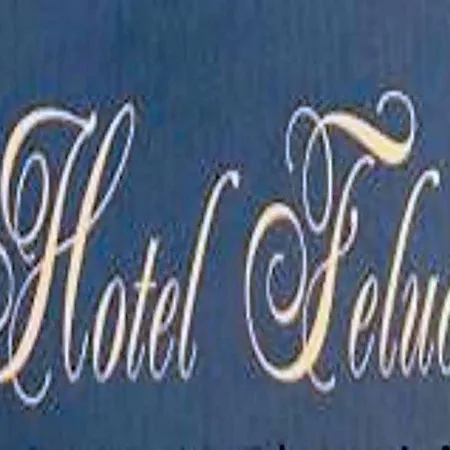 Feluca ホテル 3*