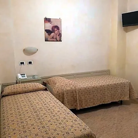 Ξενοδοχείο Feluca 3*