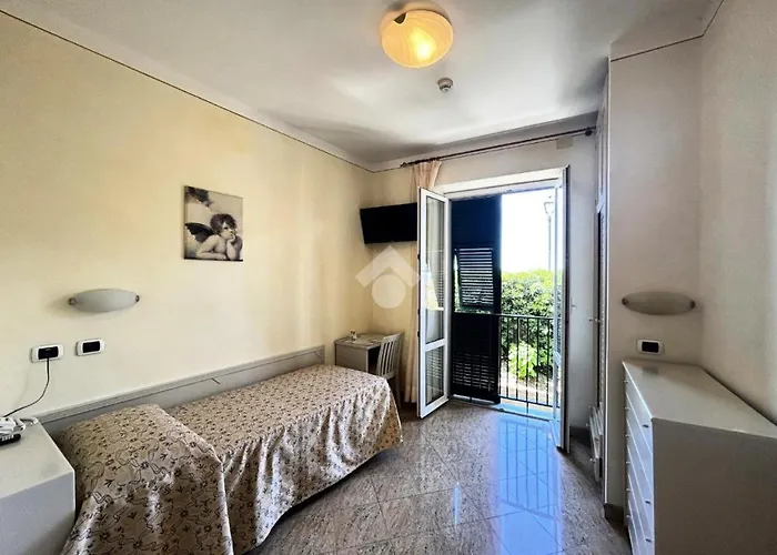 Feluca 3*